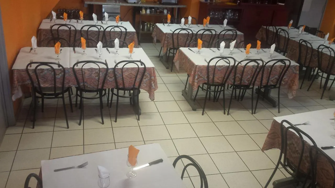 Hotel Du Chateau Fort Lourdes